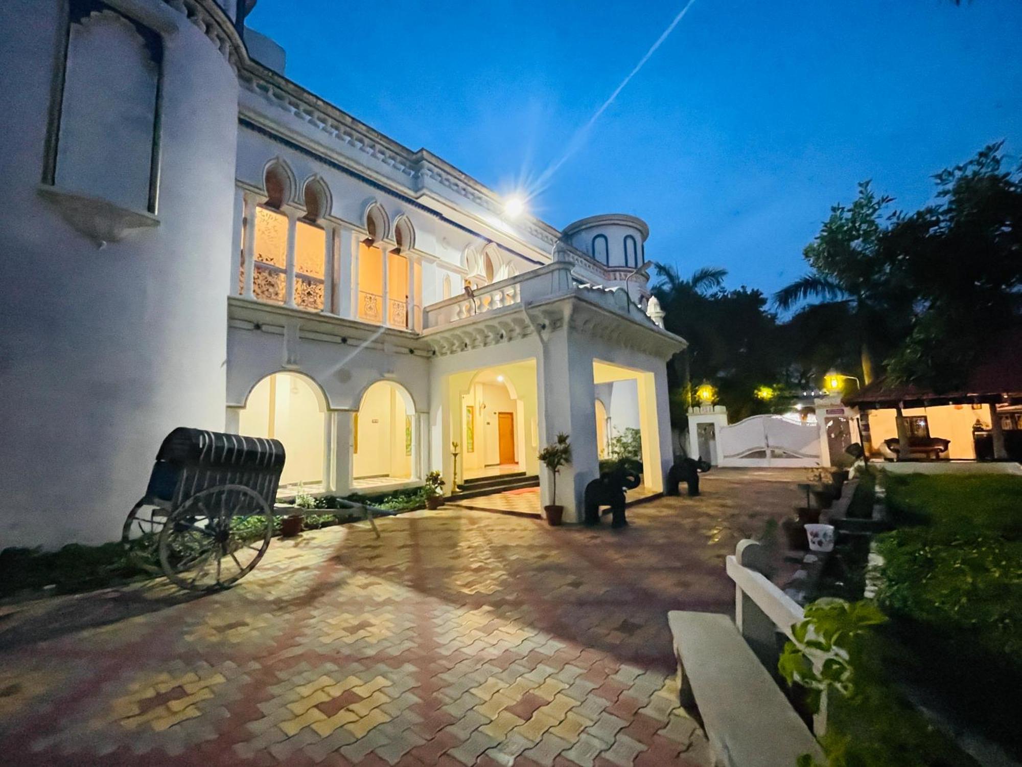 Chola Heritage Resort Карайккуді Екстер'єр фото