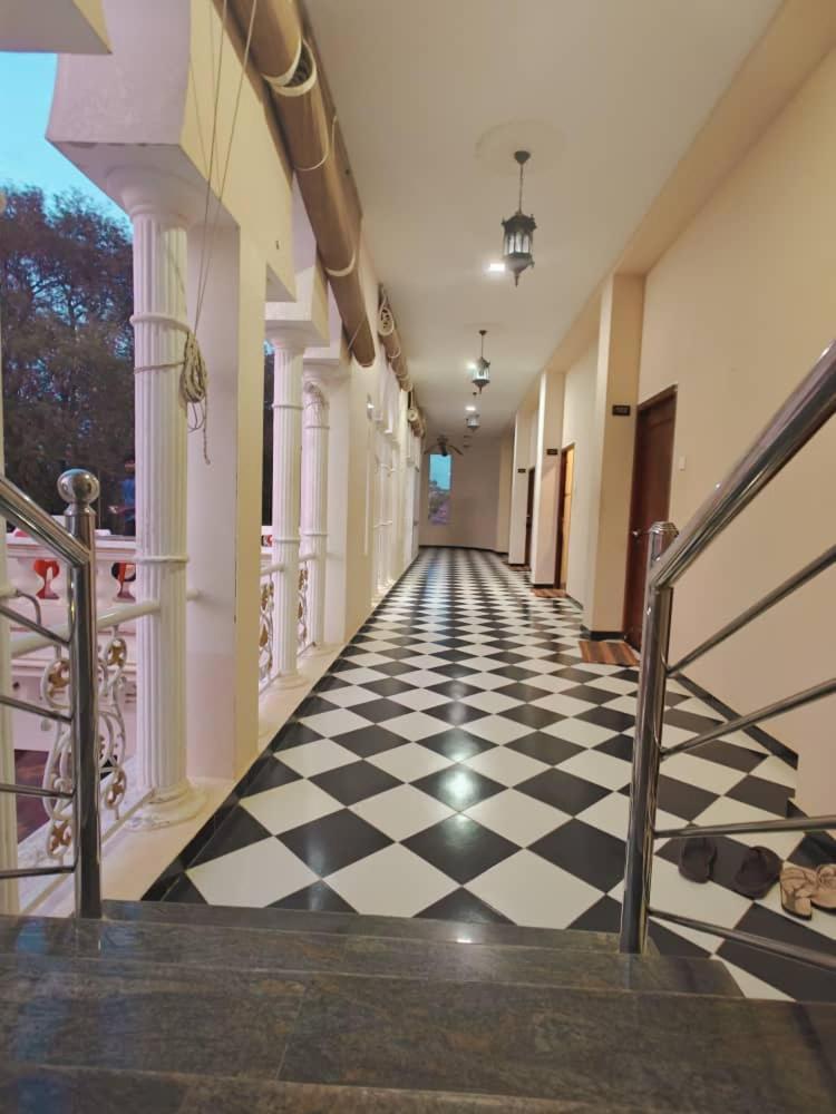 Chola Heritage Resort Карайккуді Екстер'єр фото