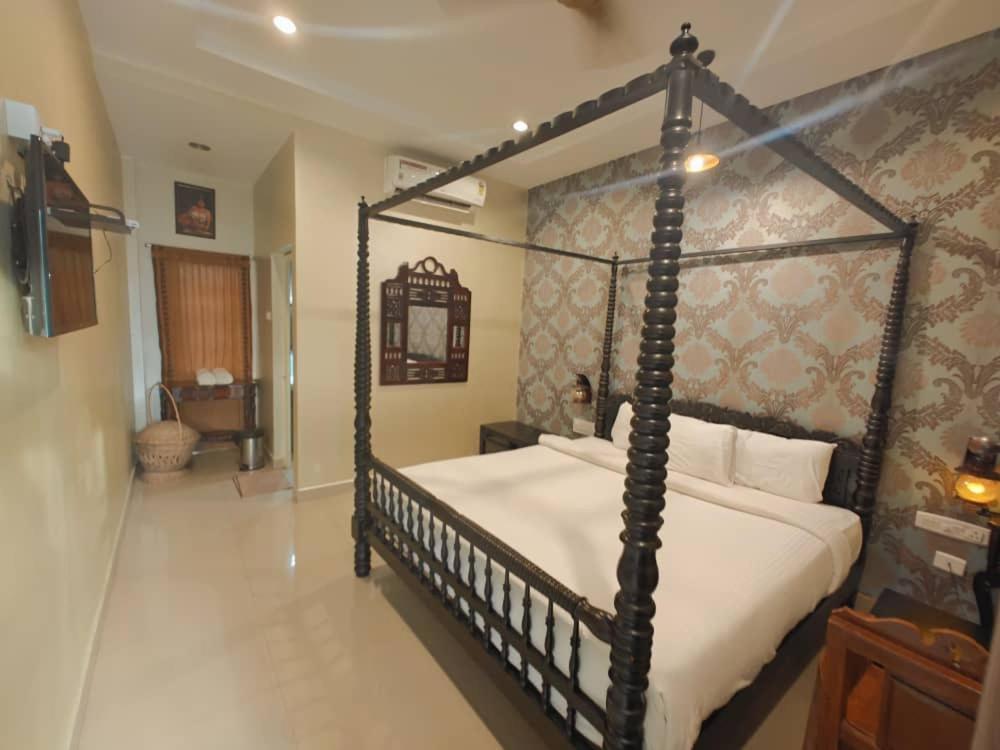 Chola Heritage Resort Карайккуді Екстер'єр фото