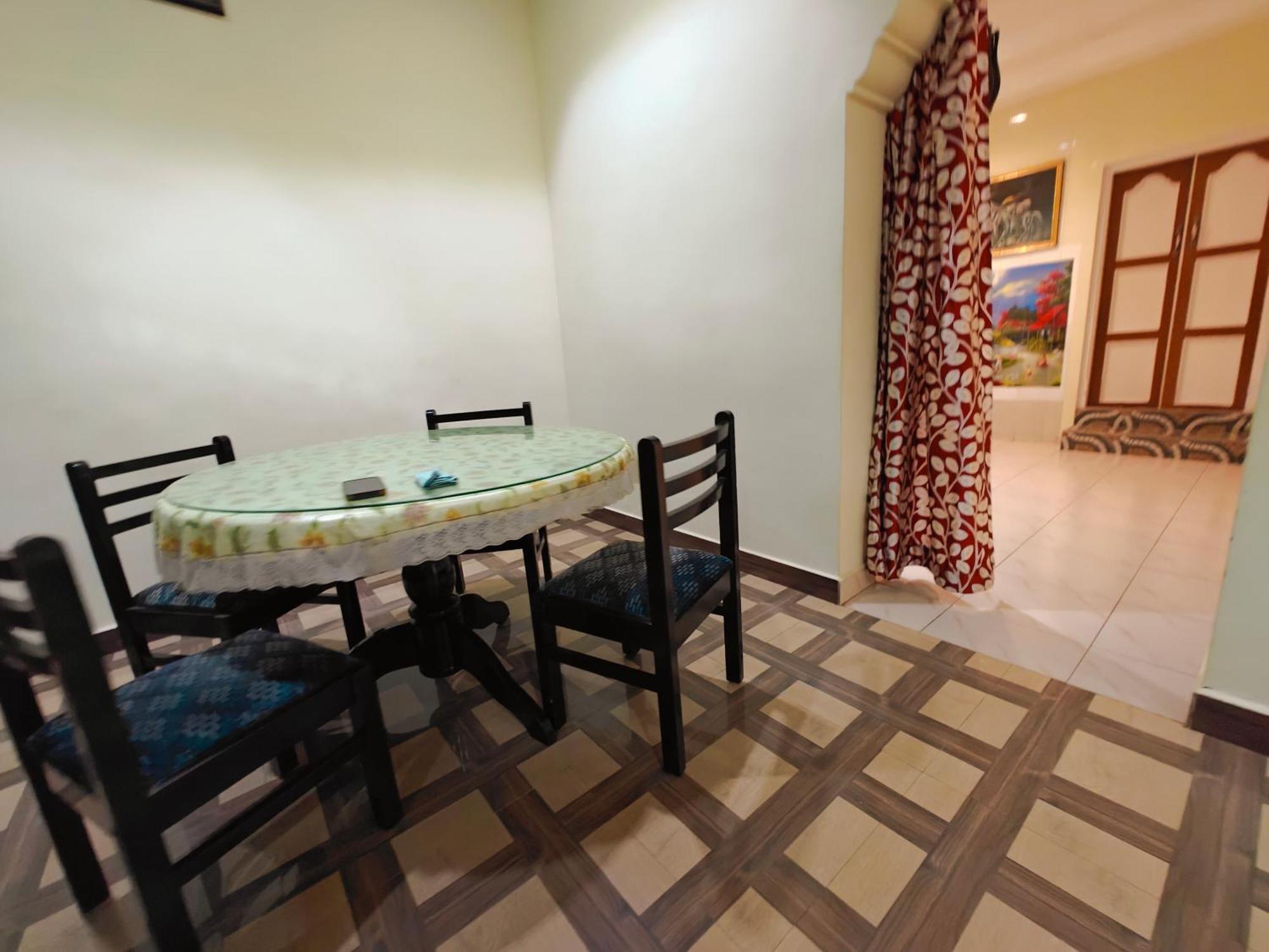 Chola Heritage Resort Карайккуді Екстер'єр фото