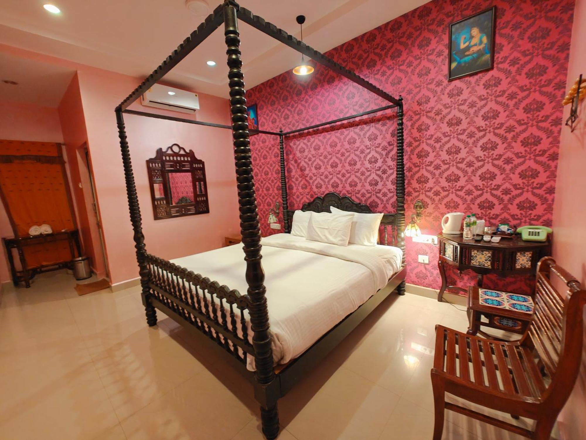Chola Heritage Resort Карайккуді Екстер'єр фото