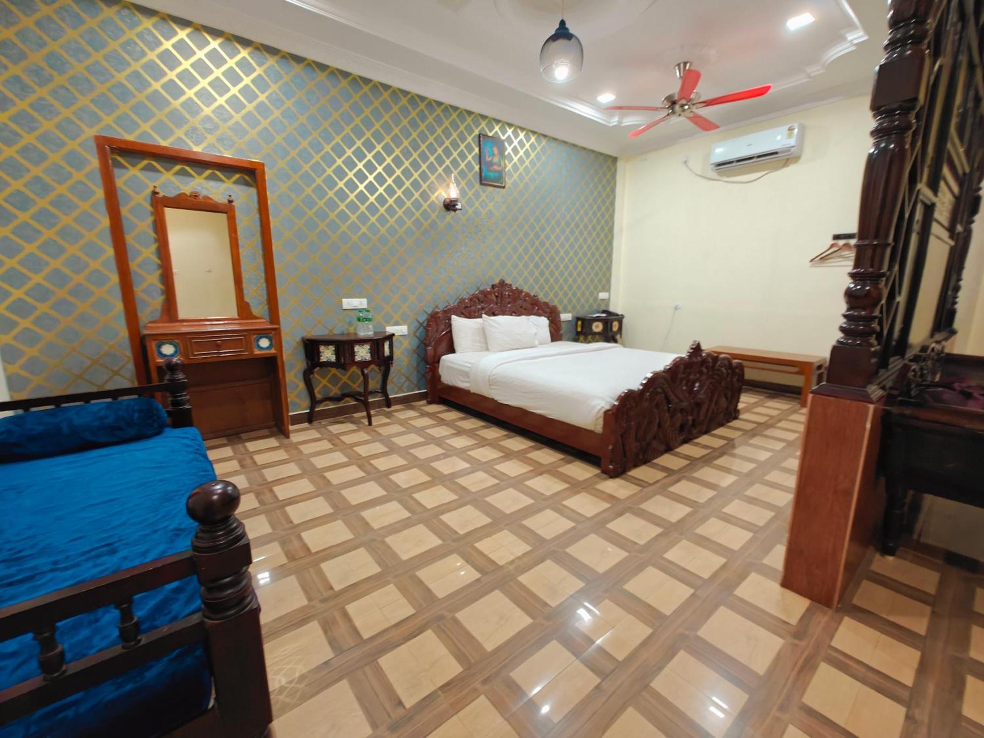 Chola Heritage Resort Карайккуді Екстер'єр фото