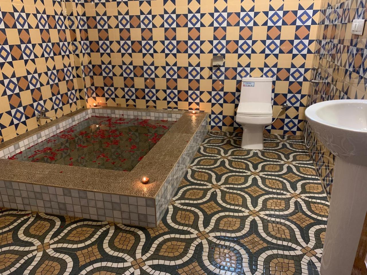 Chola Heritage Resort Карайккуді Екстер'єр фото